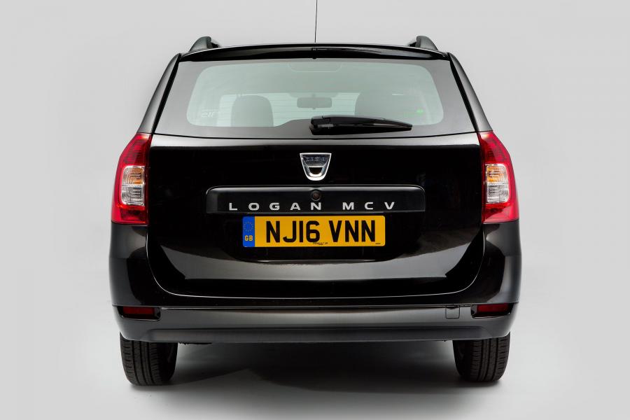  Dacia Logan MCV 2013 года  (UK) (фото 7 из 20)